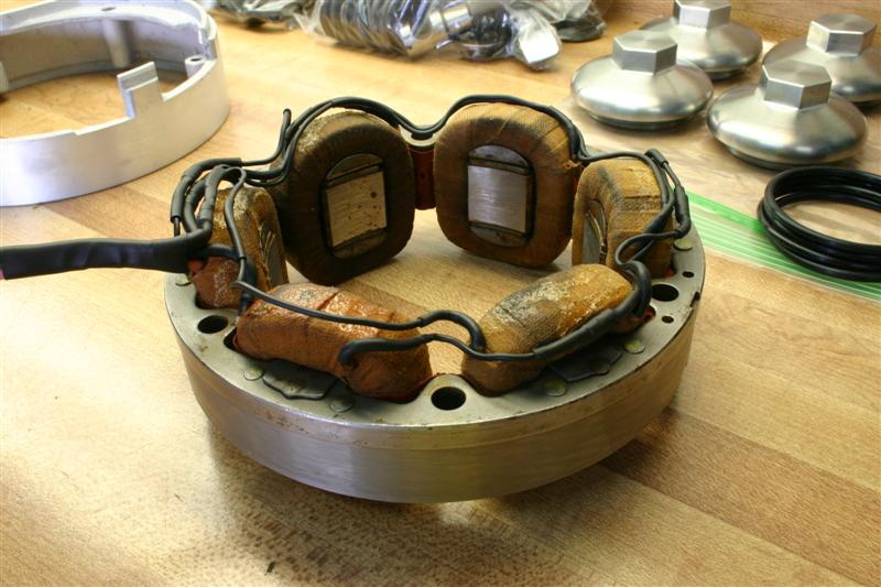 Honda 305 Stator 005 (Medium).jpg