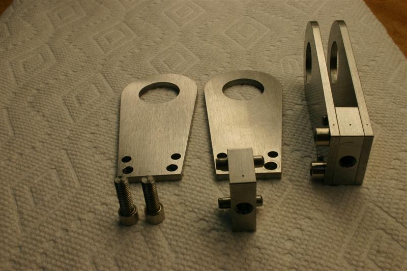 chain adjusters 002 (Medium).jpg