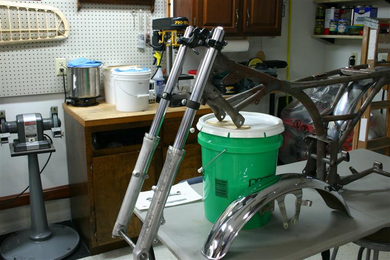 mock-up, CX500 forks, triples 001 (Medium).jpg