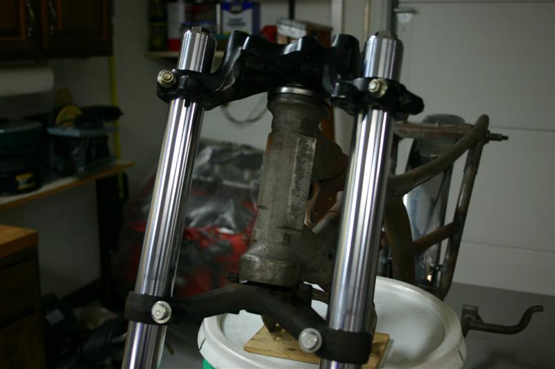 mock-up, CX500 forks, triples 003 (Medium).jpg