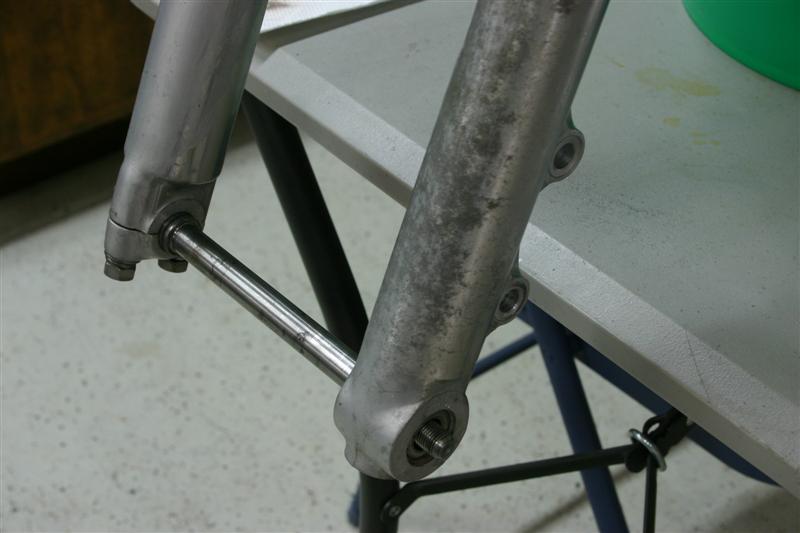 mock-up, CX500 forks, triples 004 (Medium).jpg