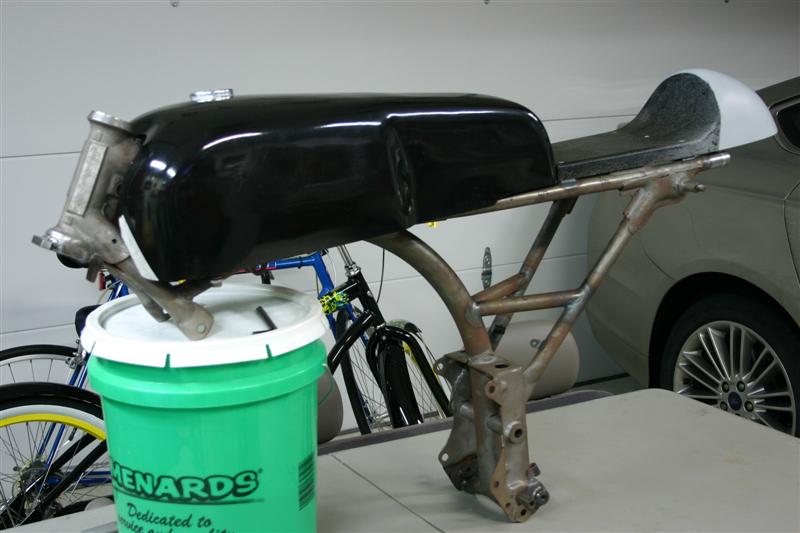 seat and sub frame 004 (Medium).jpg