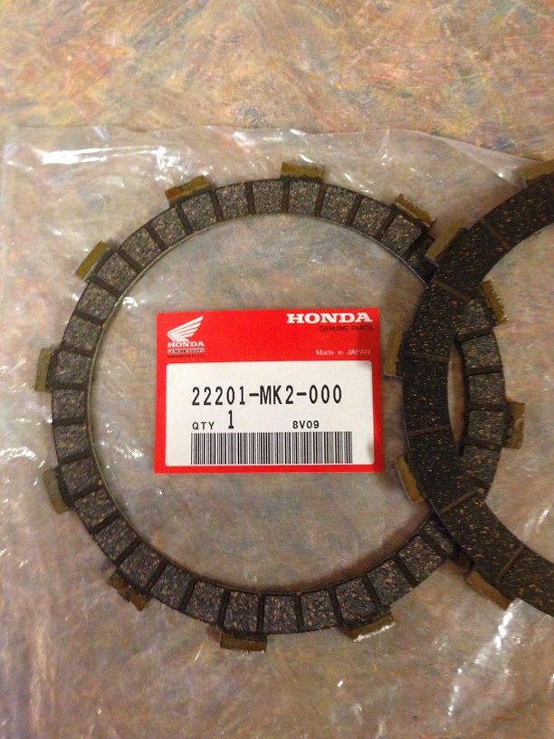 This is the last issue HONDA superseded to and is the same material as 020 but 7/16&amp;quot; wide and 7/16&amp;quot; long pads.Takes 6 of them and 6 steel disc. 22201-MK2-000.