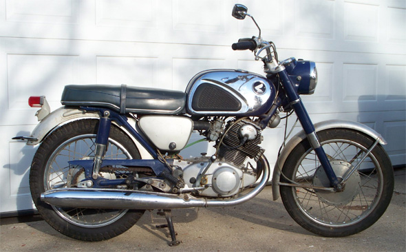 For Sale: 1967 Honda Superhawk CB77