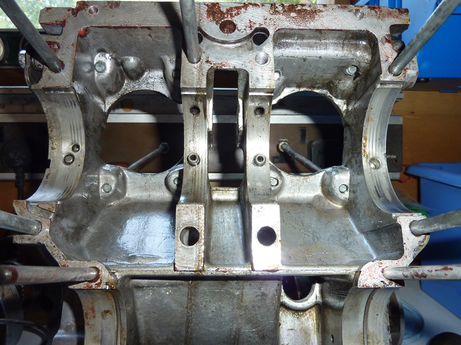 sm Upper crank case underside.JPG