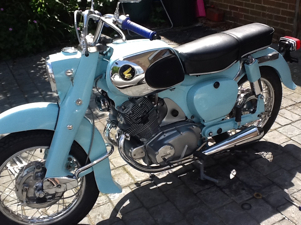 As a follow on, I wanted to do as much of the restoration as I could. I took photos of the wheels and the spoke pattern before stripping and polishing the hubs. I got the stainless spokes from Tailand and the rims in the uk. Trueing them up is not as hard